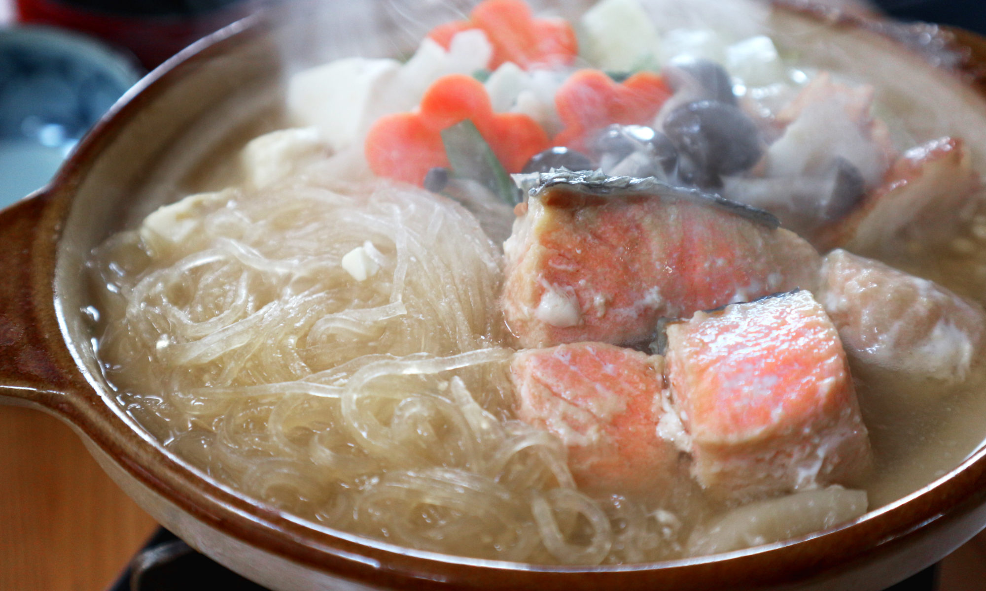 札幌の駅周辺で 北海道の名物グルメ 石狩鍋 が食べられるお店13選 Gurumy